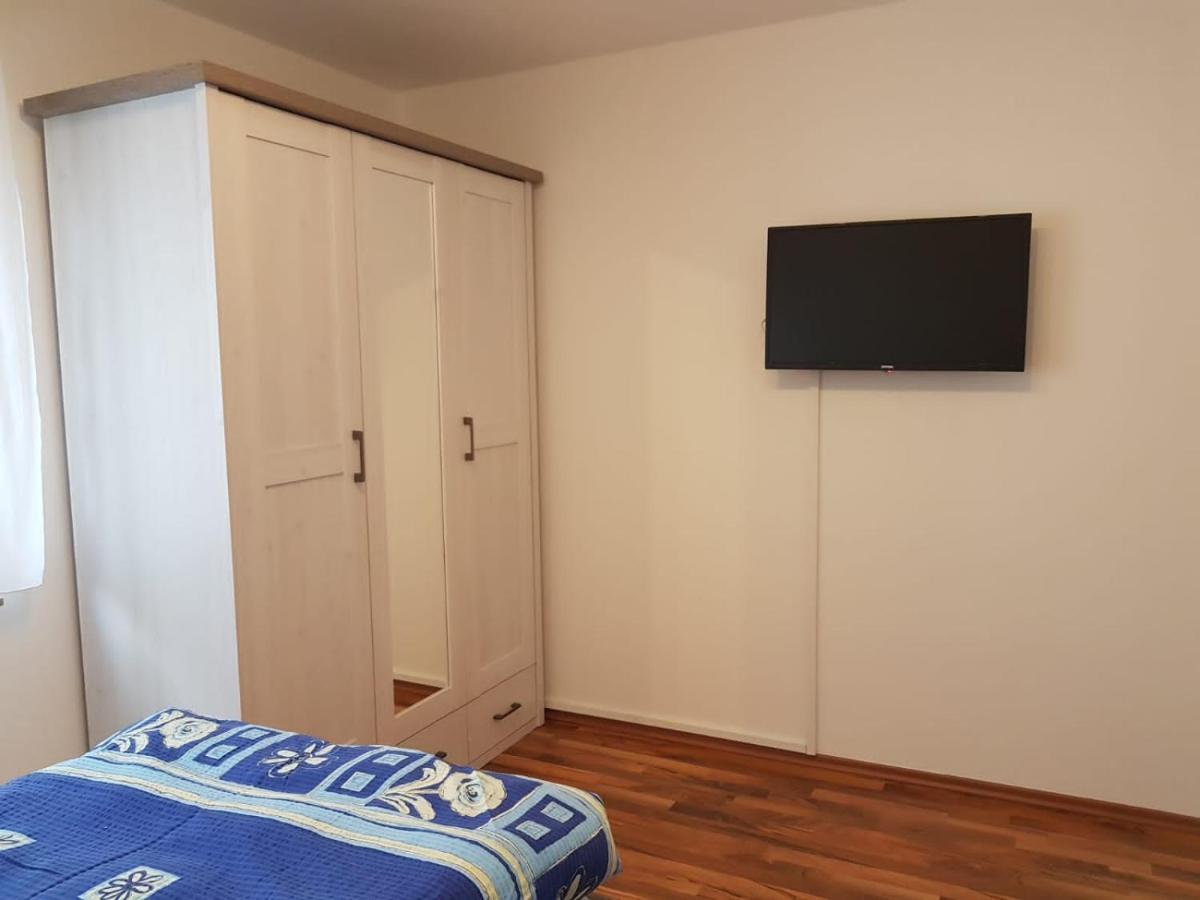 Ferienwohnung- Sarah Hahnstatten Kültér fotó
